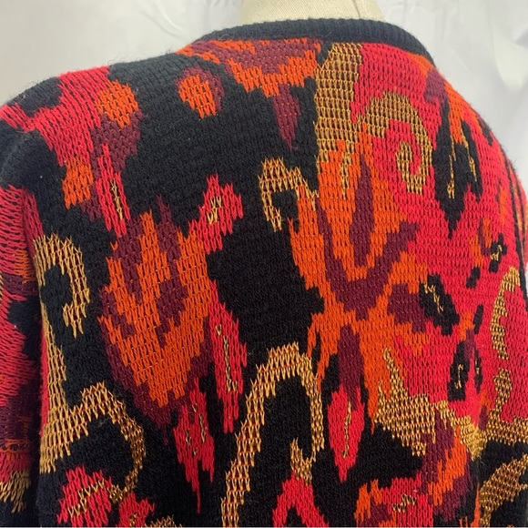 Vintage Vibrant Patterned Sweater - Picture 6 of 9